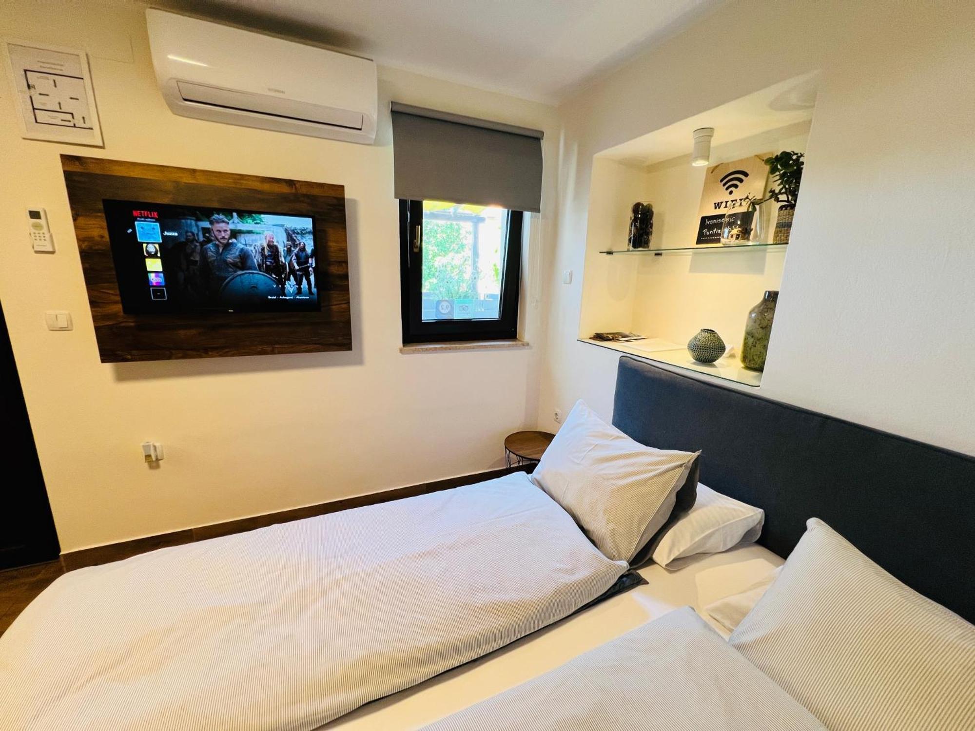 Apartment Ivanisevic Pula