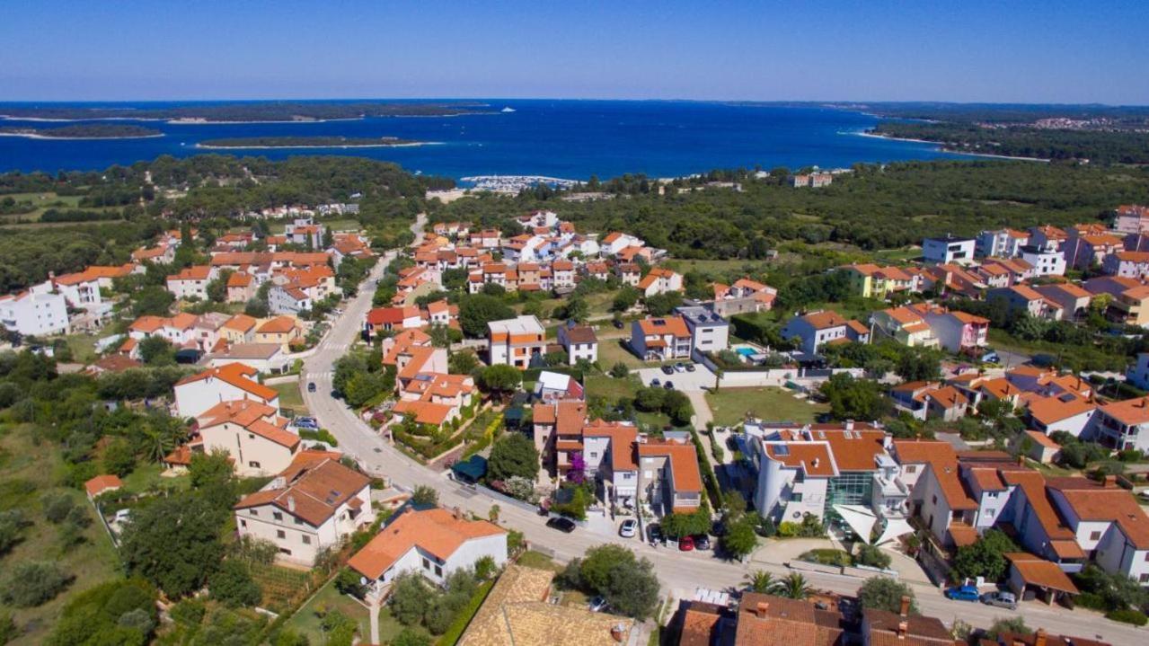 Ivanisevic Apartman *